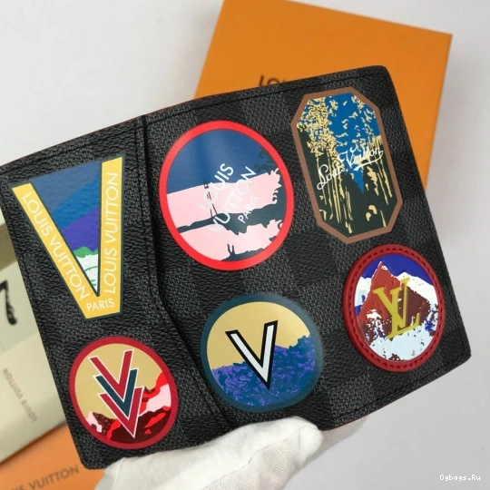 COVER PASSPORT Louis Vuitton 0114